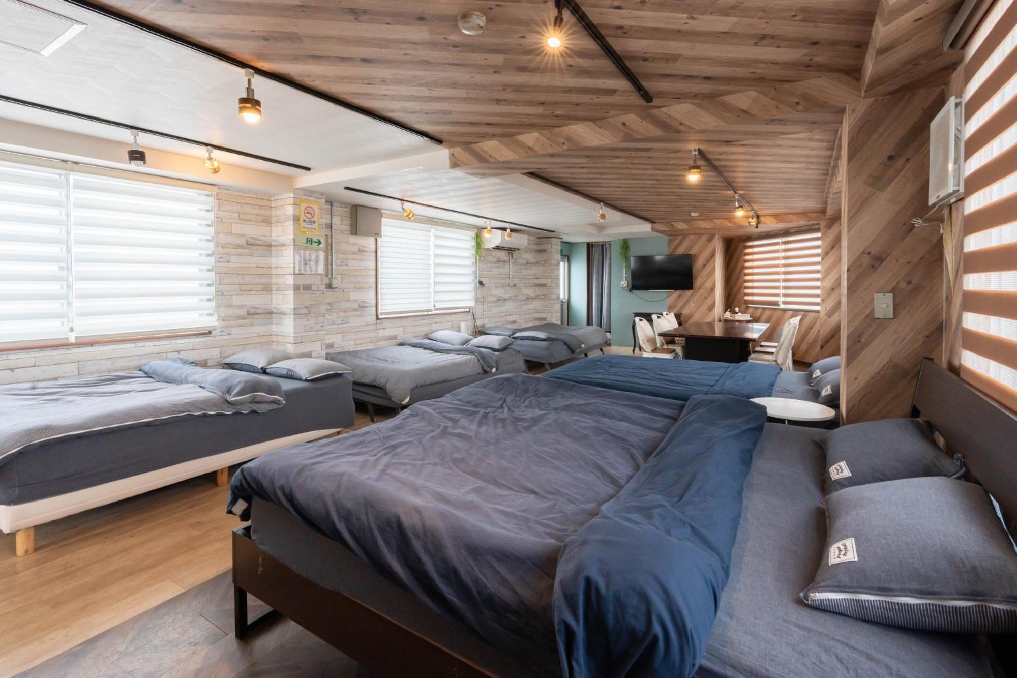 U.House Aparthotel Осака Екстериор снимка
