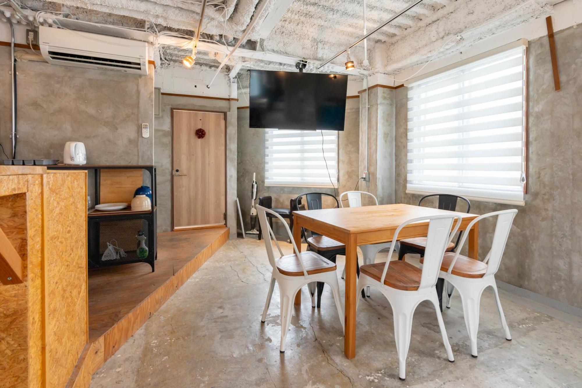 U.House Aparthotel Осака Екстериор снимка