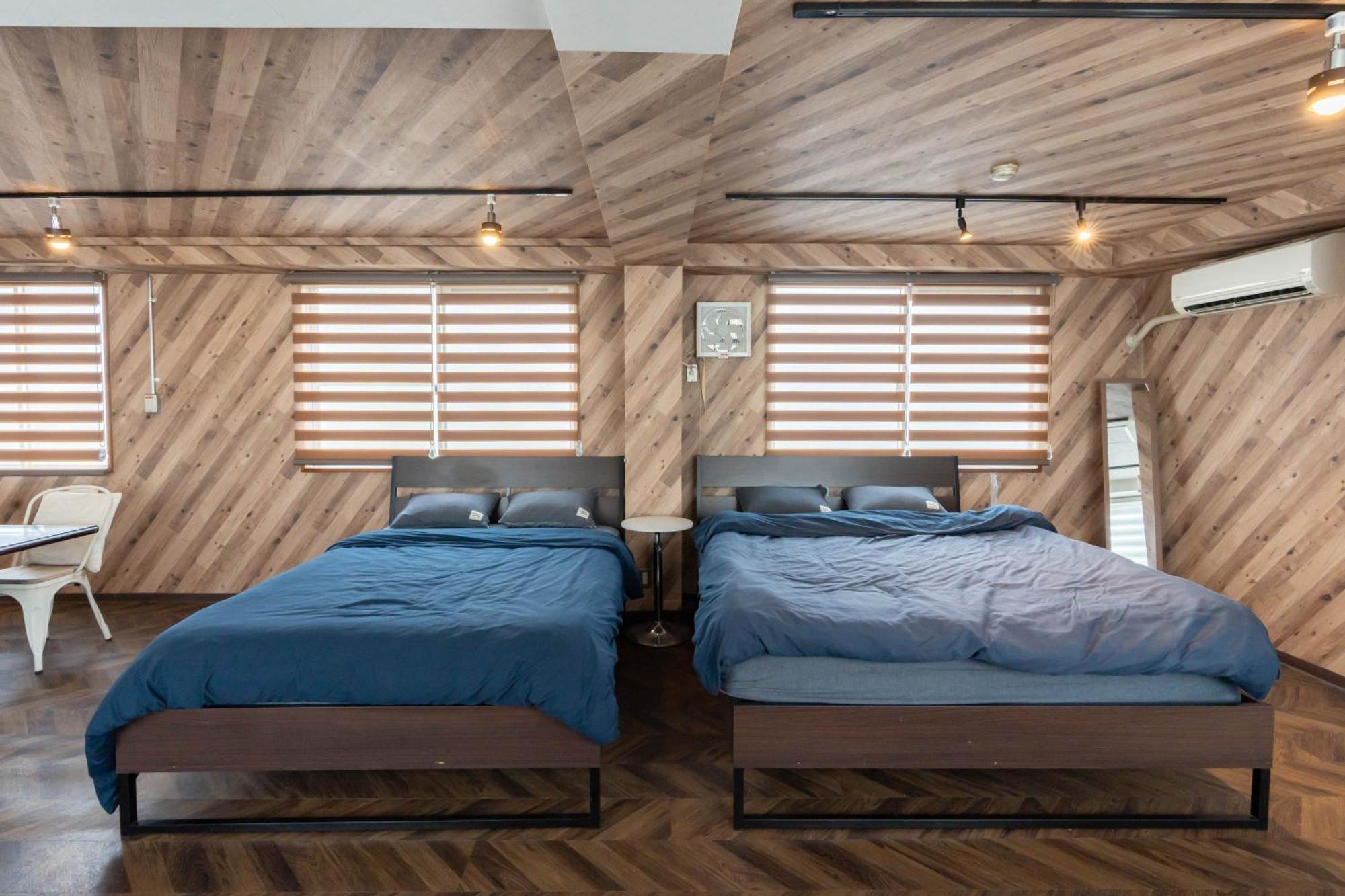 U.House Aparthotel Осака Стая снимка